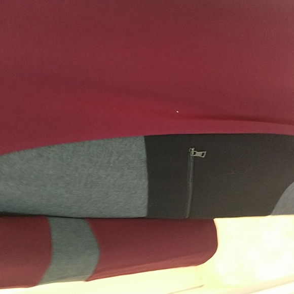 BCBG Max Azria color block trapeze style mini dress. - Picture 5 of 8